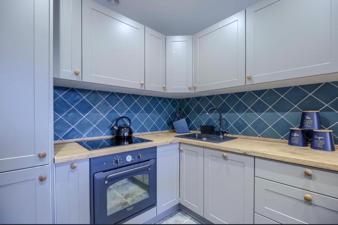 شقة Niron Apartament Dabrowskiego 2 بيوا المظهر الخارجي الصورة